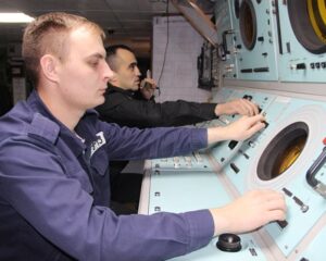 Обмануть ракету противника