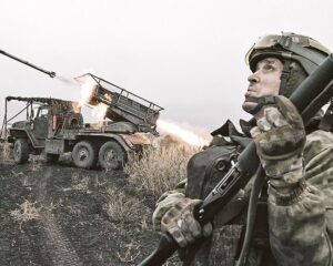 Способствуя дальнейшему продвижению наших войск.
