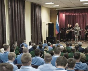 «За шагом шаг к победе».