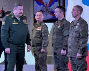 Мужеством и отвагой славятся войска РХБЗ.