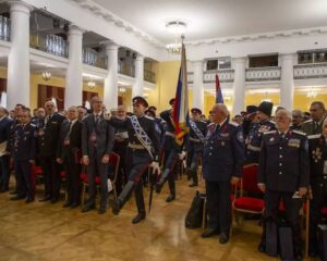 Есть доброе имя и честь казака.