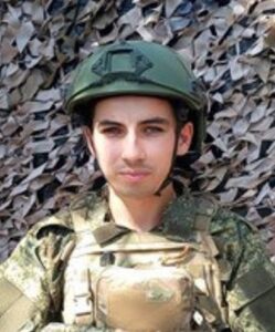 Ефрейтор Александр Алькеев.