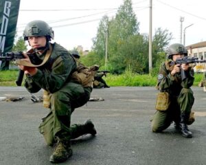 Участники спецоперации воспитывают патриотов