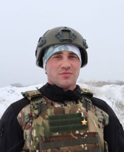 Гвардии капитан Алексей Хименко.