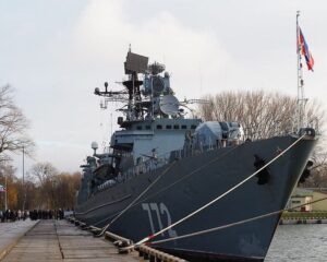 На бортах – соль двух океанов.