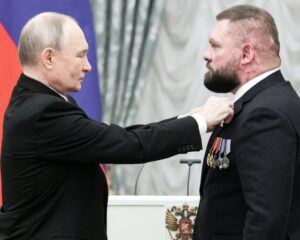 Люди, с честью выполняющие свой профессиональный долг