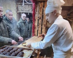Встретили Новый год по-семейному.