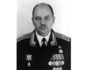 ДАВЫДОВ Валерий Иванович.