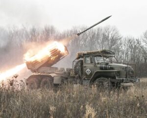 Огнём очищаем землю от неонацистов.
