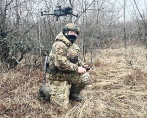 Противник не выдерживает нашего напора
