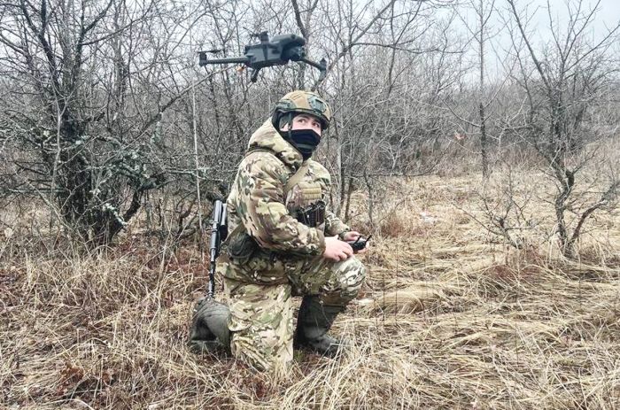 Противник не выдерживает нашего напора