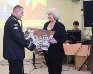 Преданным Родине и своему народу.