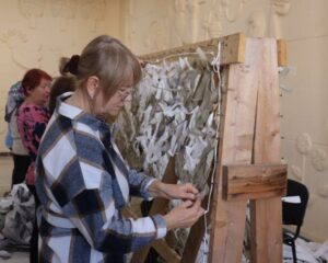 Ленточки масксети вплетены с любовью