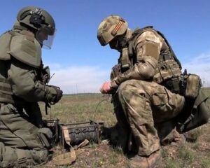 Путь к победе начинается с любви к Родине.