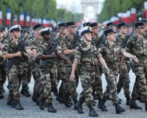 Армии европейских стран сегодня годятся в основном для парадов.