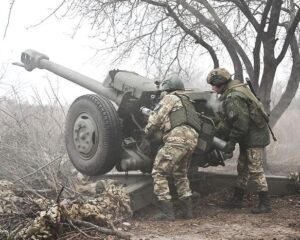 Бьём врага с высокой точностью.