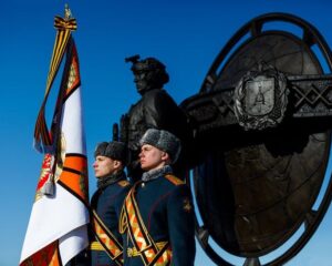 Герои закрытых указов.