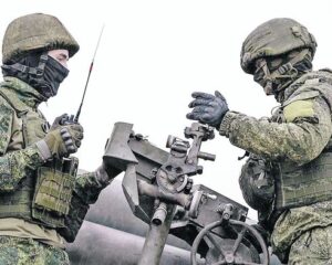 Пылают их сердца беззаветной любовью к Родине.