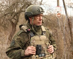 Первым в «Потоке» шёл «Спартак»