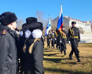 Он был олицетворением офицерского долга.