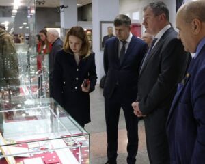 Герои среди нас: выставка о СВОих.