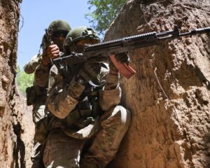 Три недели водили за нос вэсэушников