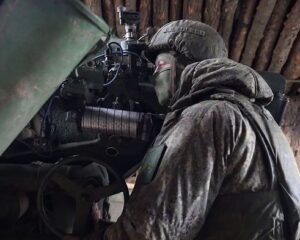 Артиллерийская классика на поле боя.