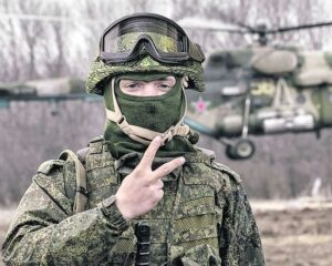 «Серебряные» волонтёры – для передовой.