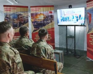 Бойцов связал с родными традиционный телемост