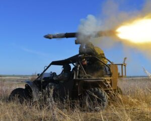 Бьём по противнику без передышки