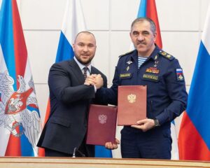 Наращивая военно-прикладную направленность.