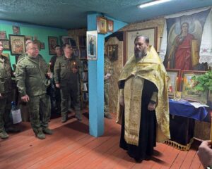 Крепким духом силён русский воин.