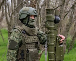 Заслон вражеским воздушным охотникам.