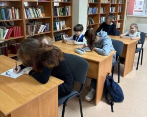 Дети пишут военкорам