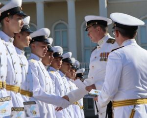 Держите марку черноморцев!