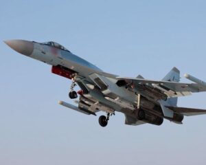 из зоны сво