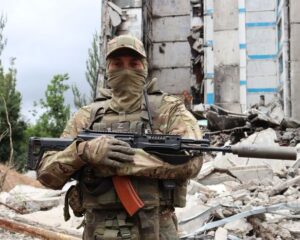 «Крым» сражается за Родину.