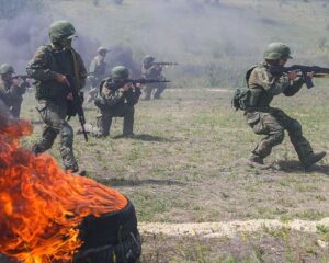 Под руководством опытных инструкторов.