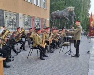 Концерты для души и фронта.
