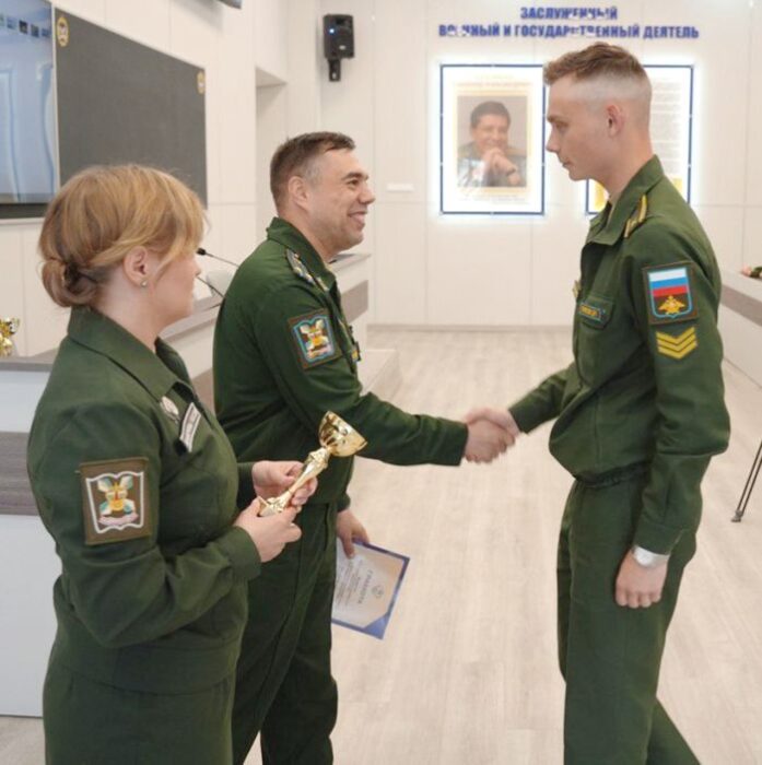 Компетенции будущих офицеров