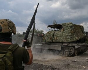 Артиллерийское братство выручает в бою