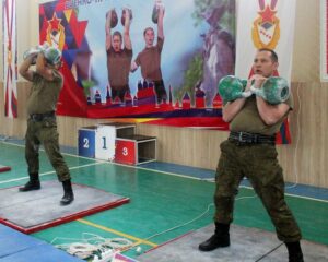 Сильнейшие гиревики разыграли титул.