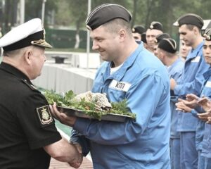 Поход был дальним и успешным.