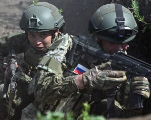 Под огнём нашей армии выстоять невозможно