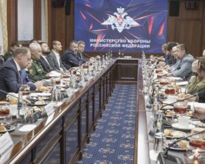 Учитывая инициативы и предложения