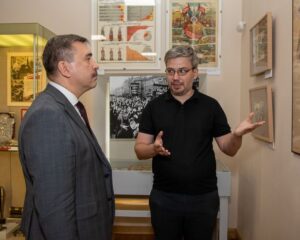 В Музее современной истории