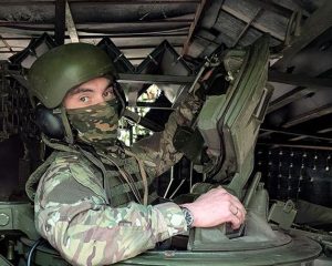 Стальная гвардия движется вперёд.