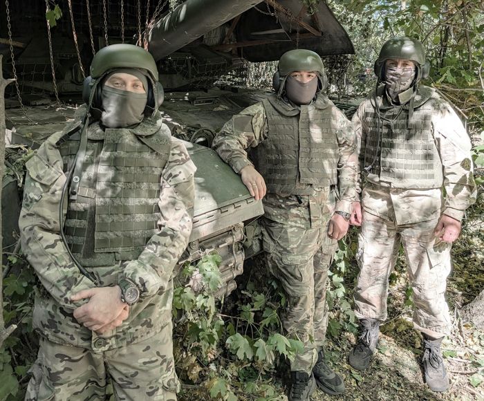 Машина выдержала девять попаданий