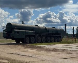 «Ярсы» в руках асов.