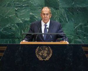 Курсом к многополярному миру.